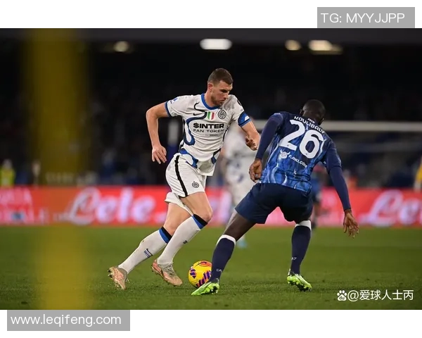 洛格伦与欧本激战正酣比分悬念迭起精彩瞬间回顾