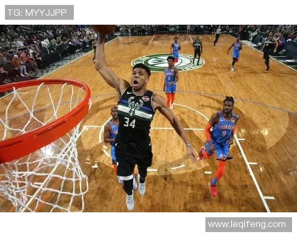 雄鹿与勇士激战正酣12月8日赛场精彩回顾与分析