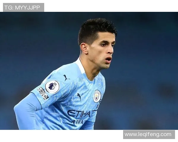 坎塞洛：从边后卫到全能战士的华丽转身与职业生涯新篇章