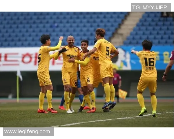 南韩江原队对阵大邱队精彩直播全程回顾与赛后分析 南韩江原队对阵大邱队精彩直播全程回顾与赛后分析