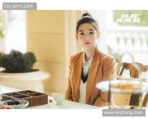 何小珂的成长之路：从平凡少女到职场精英的蜕变与奋斗历程