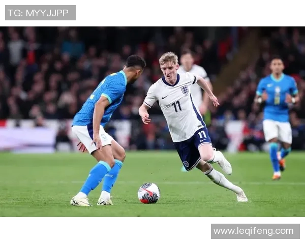 英格兰与巴西友谊赛精彩对决展现足球魅力与友谊精神